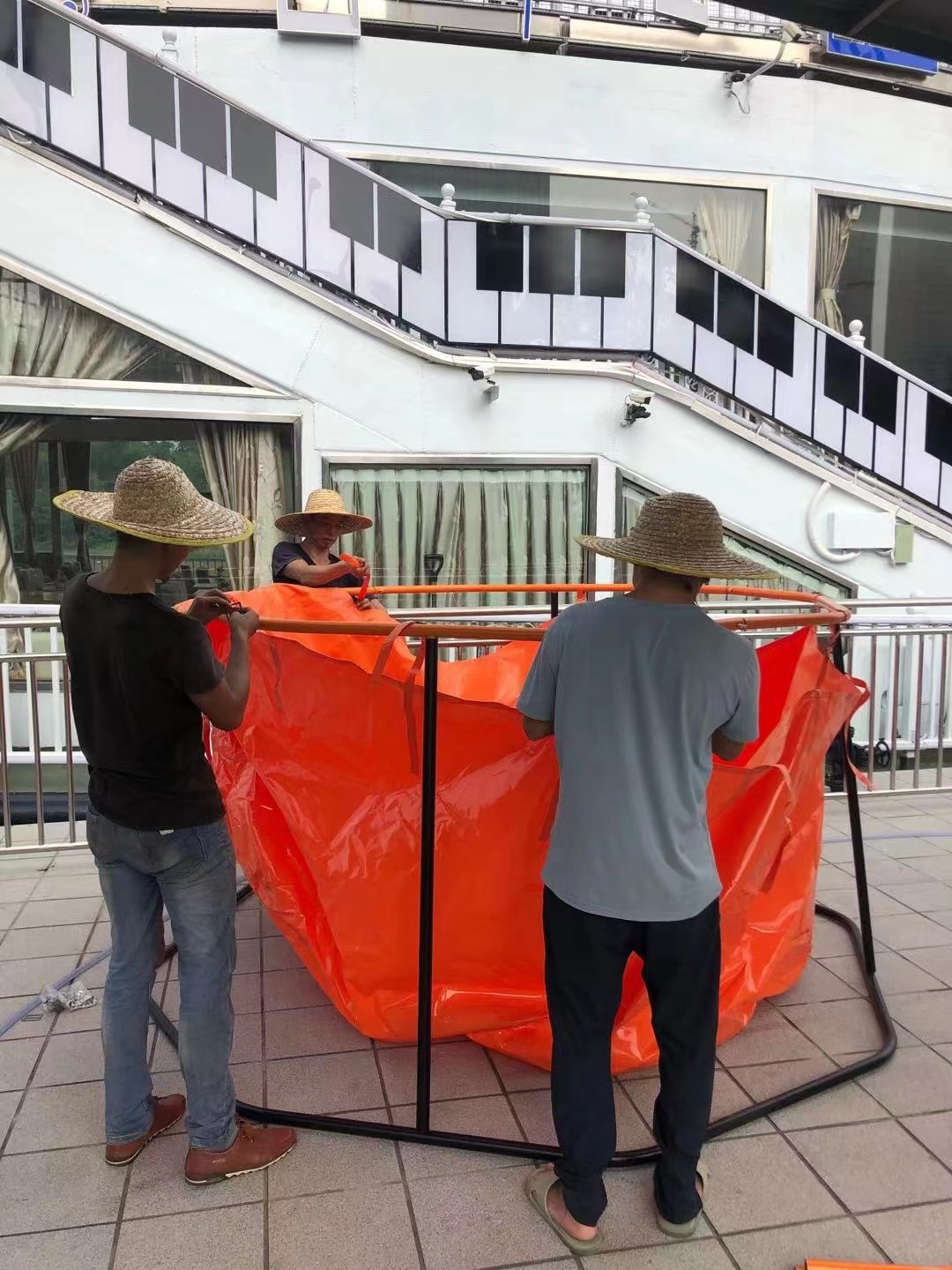 轻便储油罐